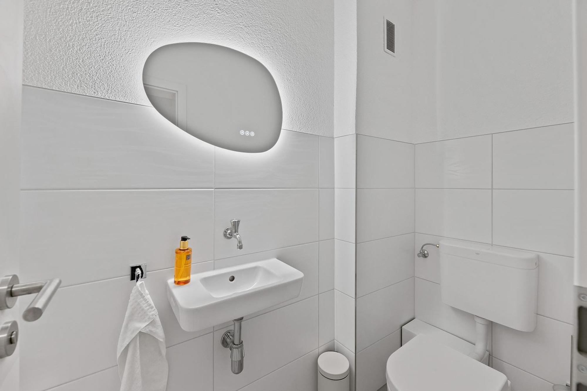 Roomfall Am Kurpark Mit Blick Ins Gruene-Parkplatz-Waschmaschine-Kueche-Wifi Bad Rappenau Eksteriør billede
